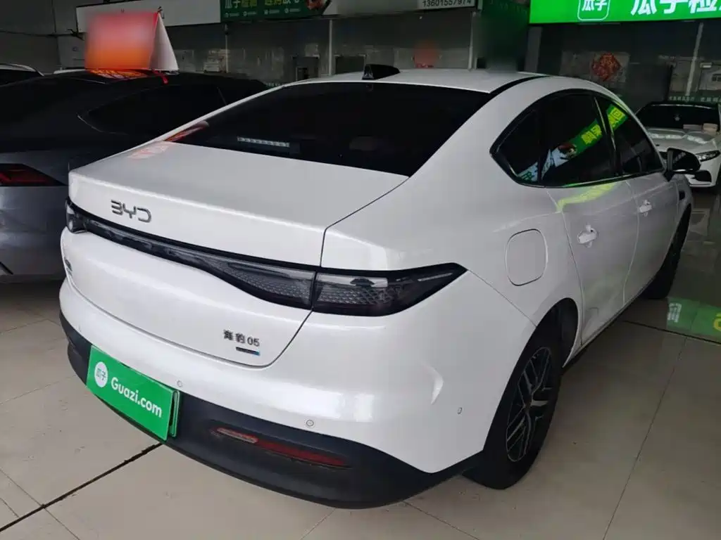 BYD Seal 05 DM-i — фото 7