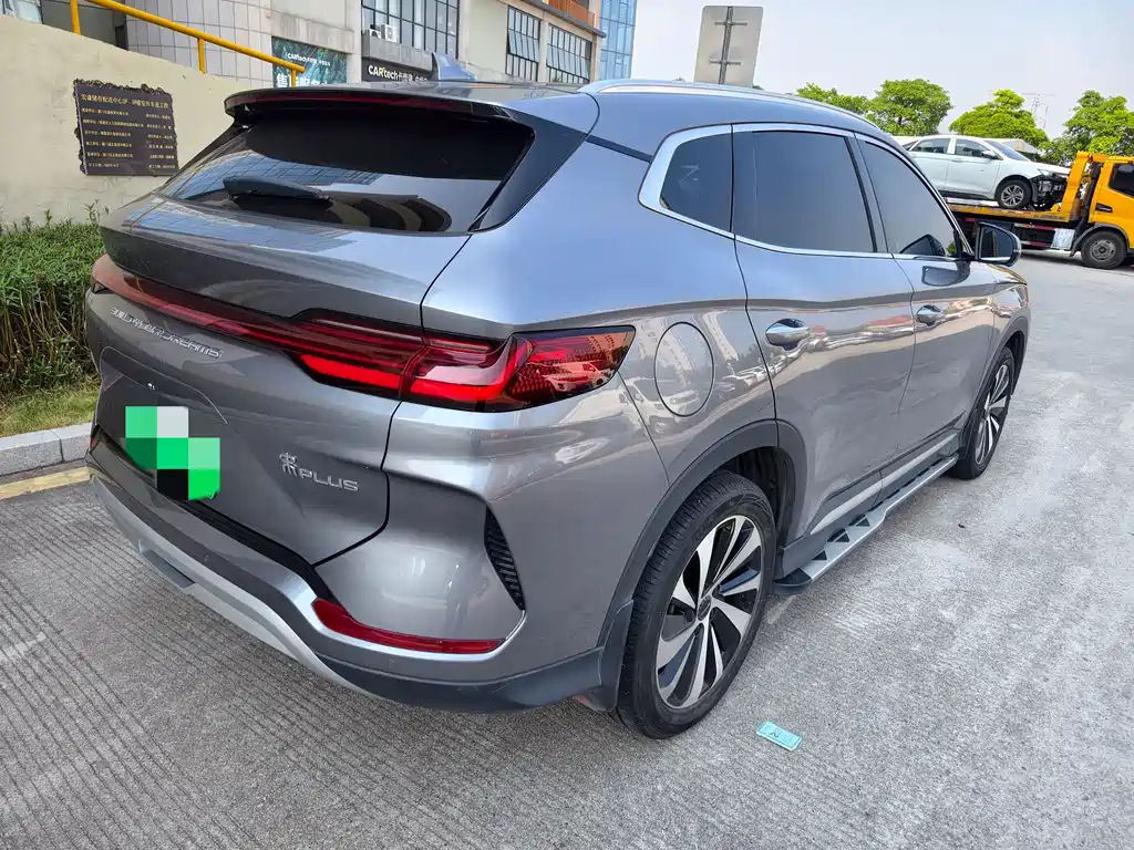 BYD PLUS New Energy — фото 3