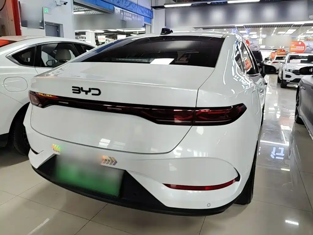BYD Qin PLUS — фото 6