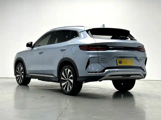 BYD PLUS New Energy — фото 7