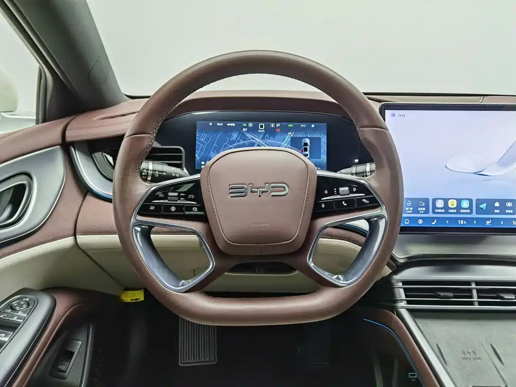 BYD Seal 07 DM-i — фото 11