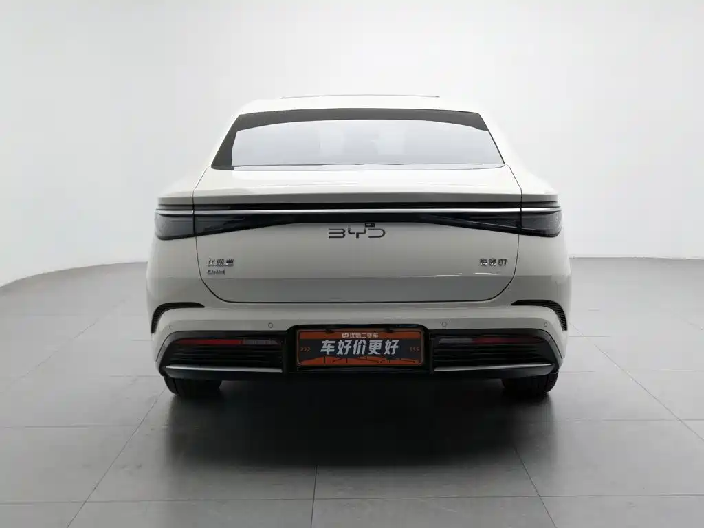 BYD Seal 07 DM-i — фото 4
