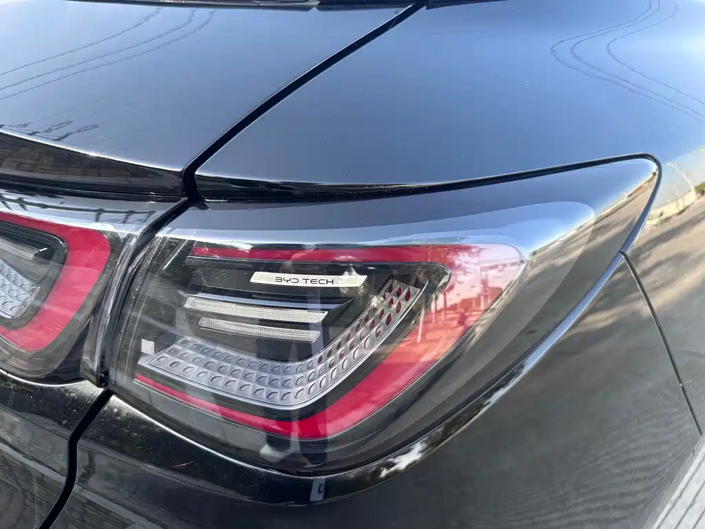 BYD Seal 06GT — фото 11