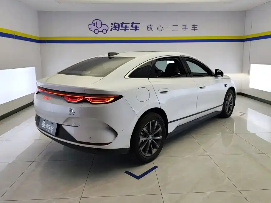 BYD Qin L — фото 3