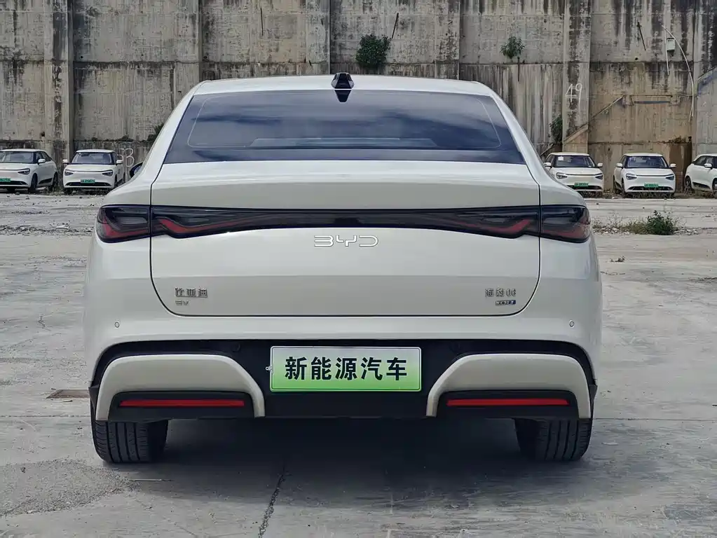 BYD Seal 06 — фото 9