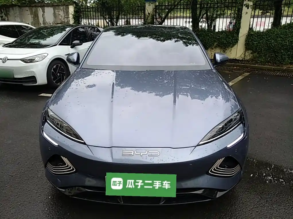 BYD Seal — фото 3