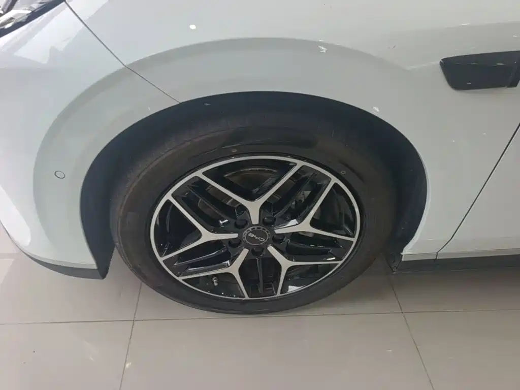 BYD Seal 06 — фото 23