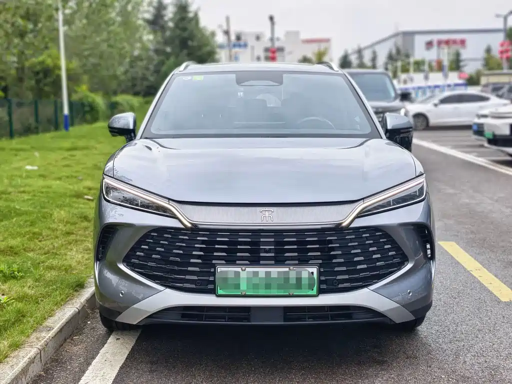 BYD L DM-i — фото 2