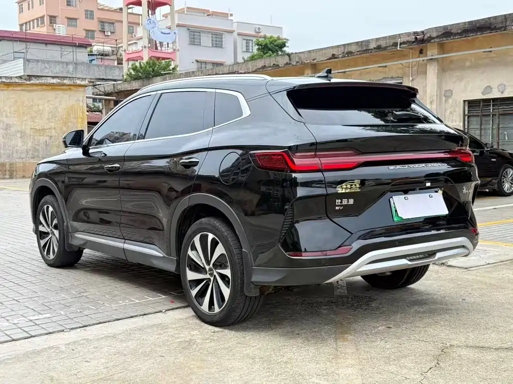 BYD PLUS New Energy — фото 10