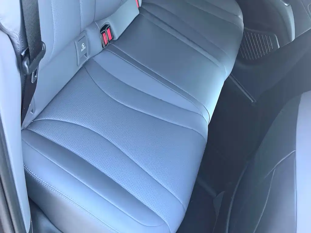 BYD Seal 07 DM-i — фото 7
