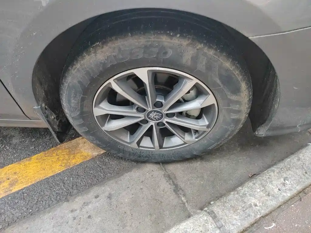 BYD Qin PLUS — фото 25