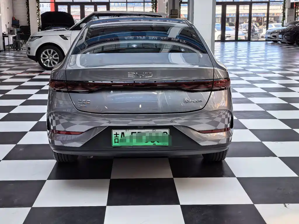 BYD Qin PLUS — фото 8