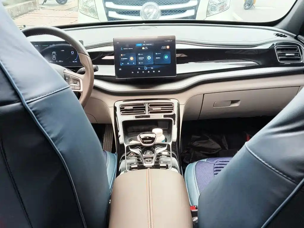 BYD Qin PLUS — фото 10