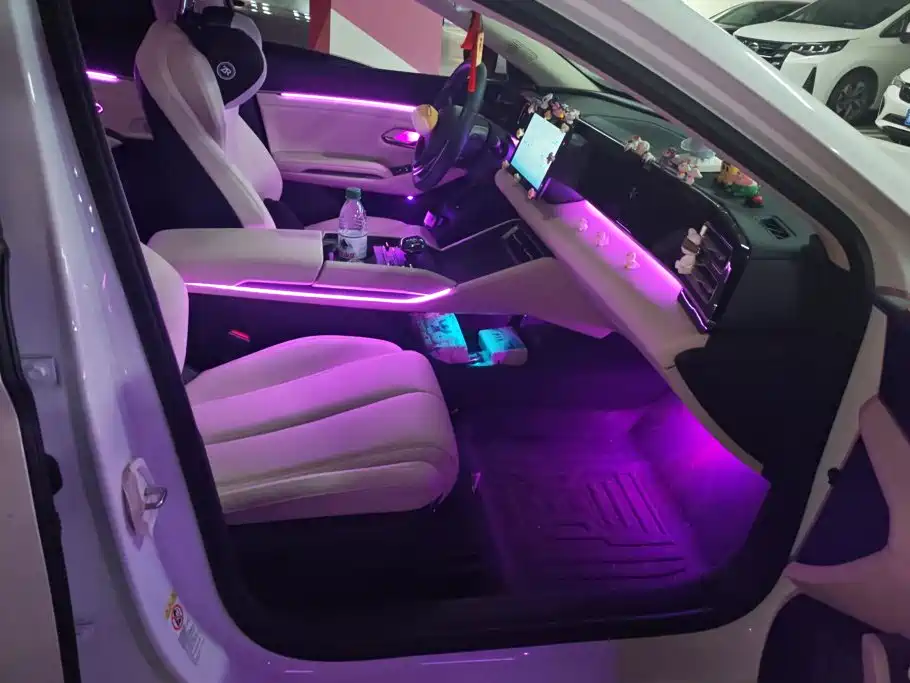 BYD Qin L — фото 8