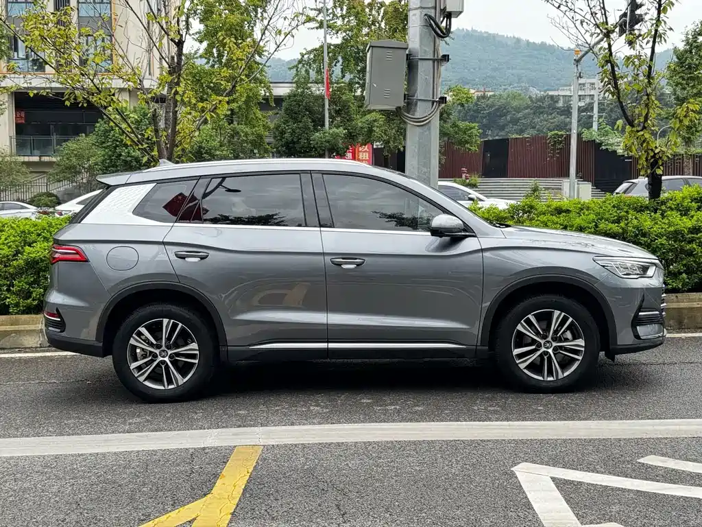 BYD PLUS New Energy — фото 29