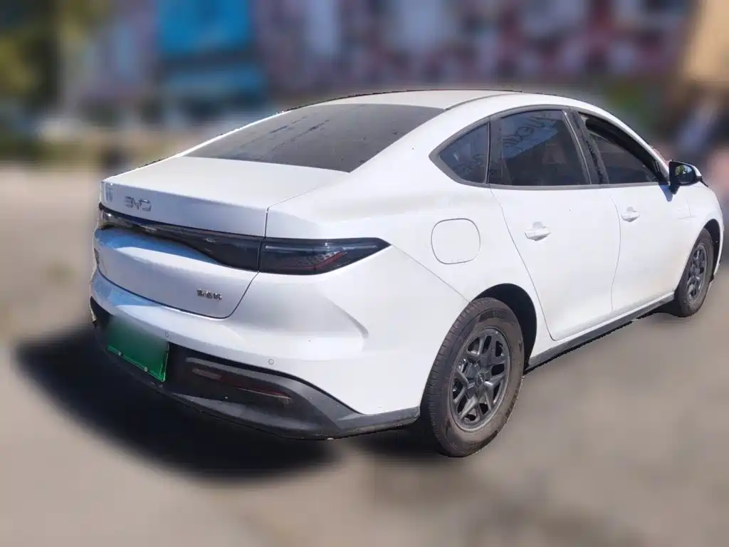 BYD Seal 05 DM-i — фото 4