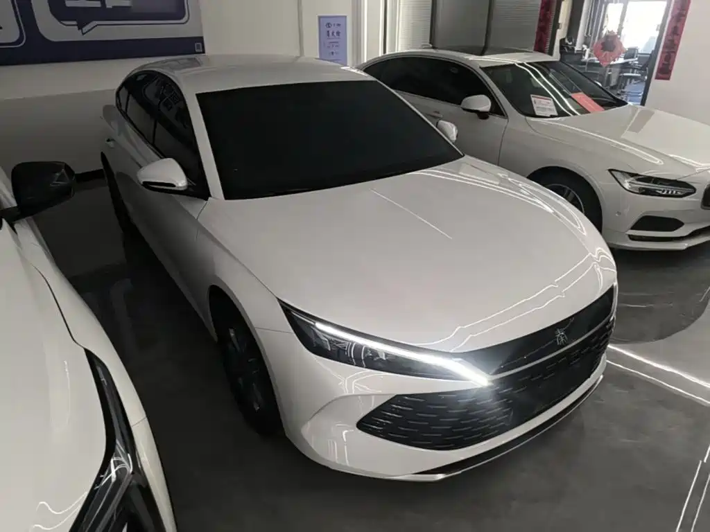 BYD Qin L — фото 4