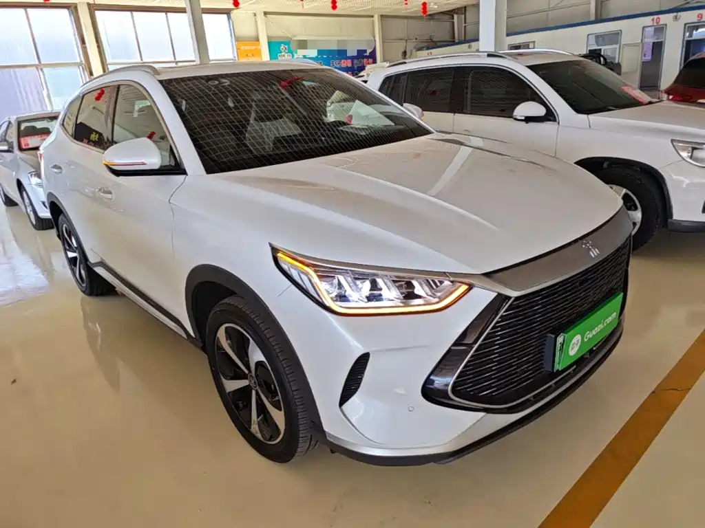 BYD PLUS New Energy — фото 4