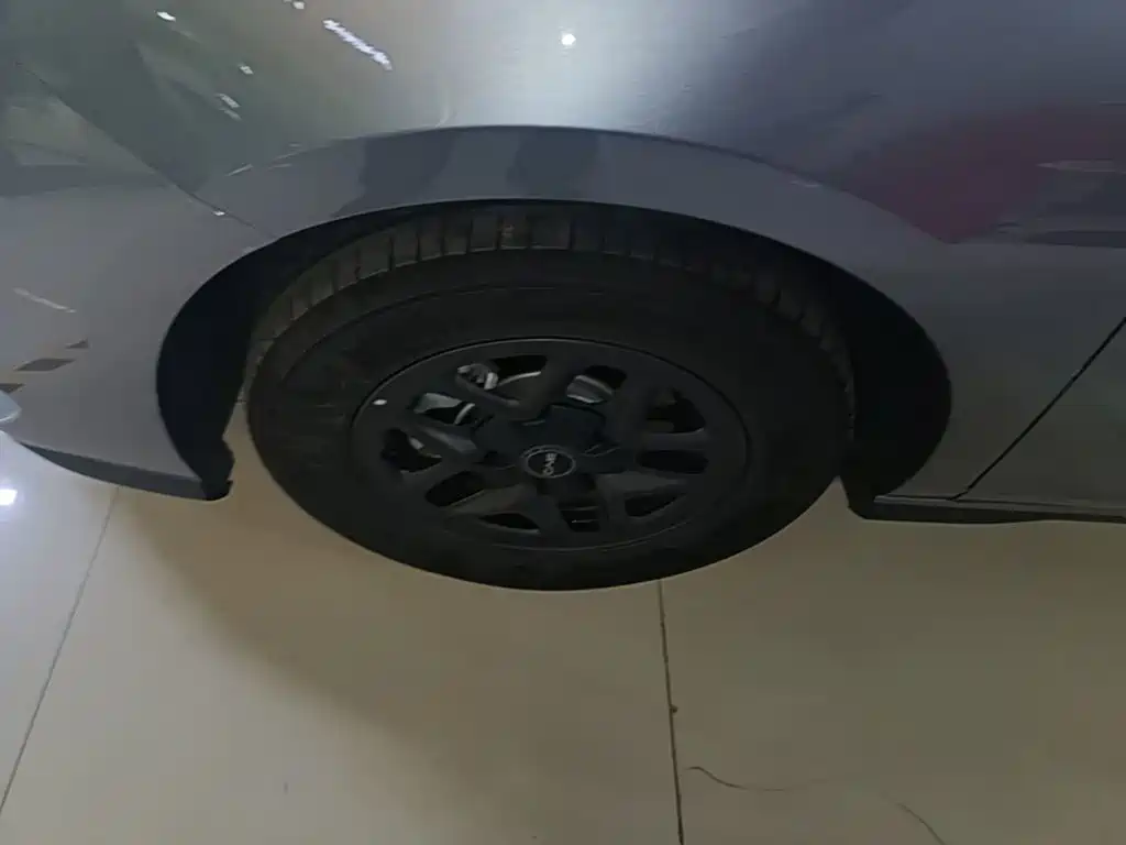 BYD Seal 05 DM-i — фото 23