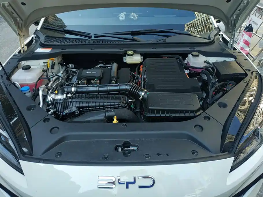 BYD Seal 06 — фото 10