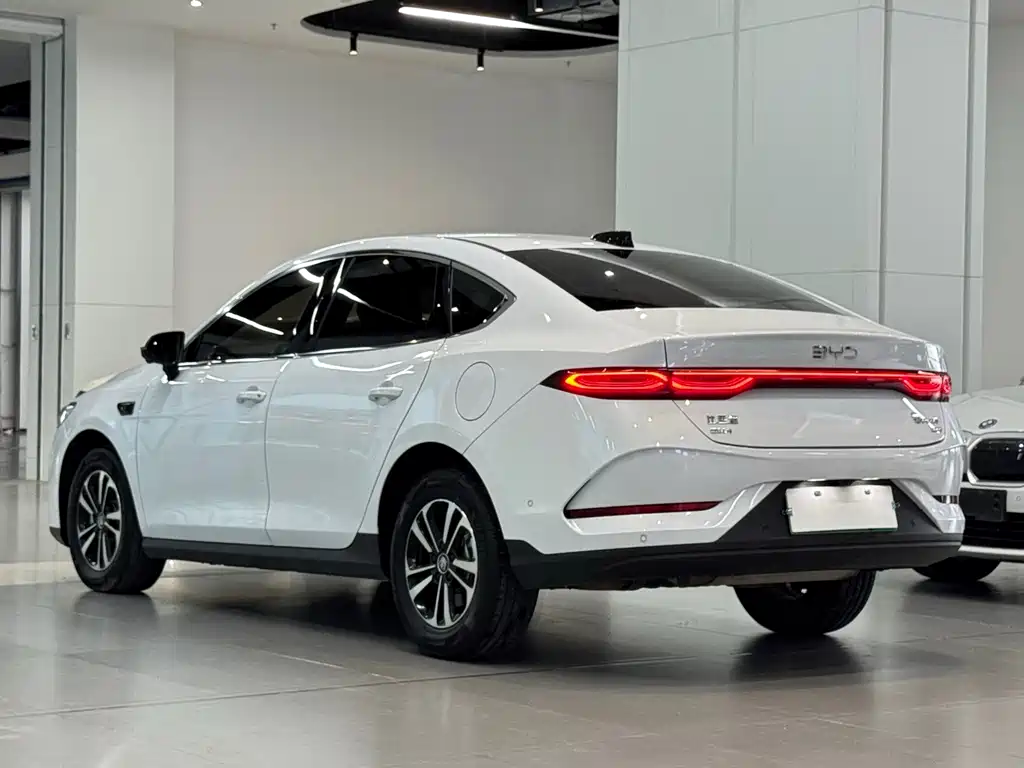 BYD Qin PLUS — фото 6