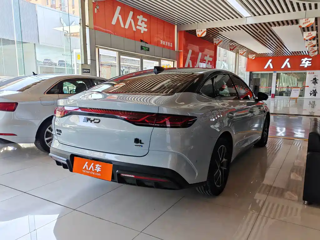 BYD Qin L — фото 4