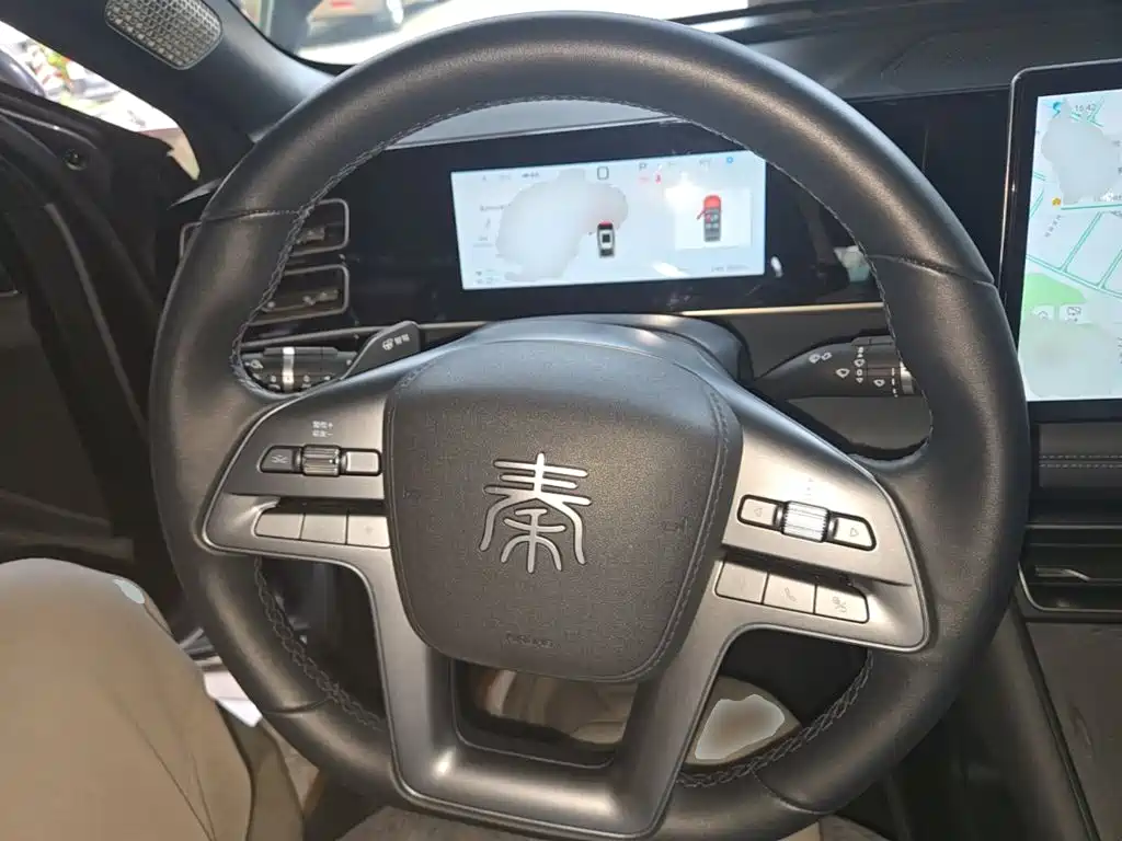 BYD Qin L — фото 11