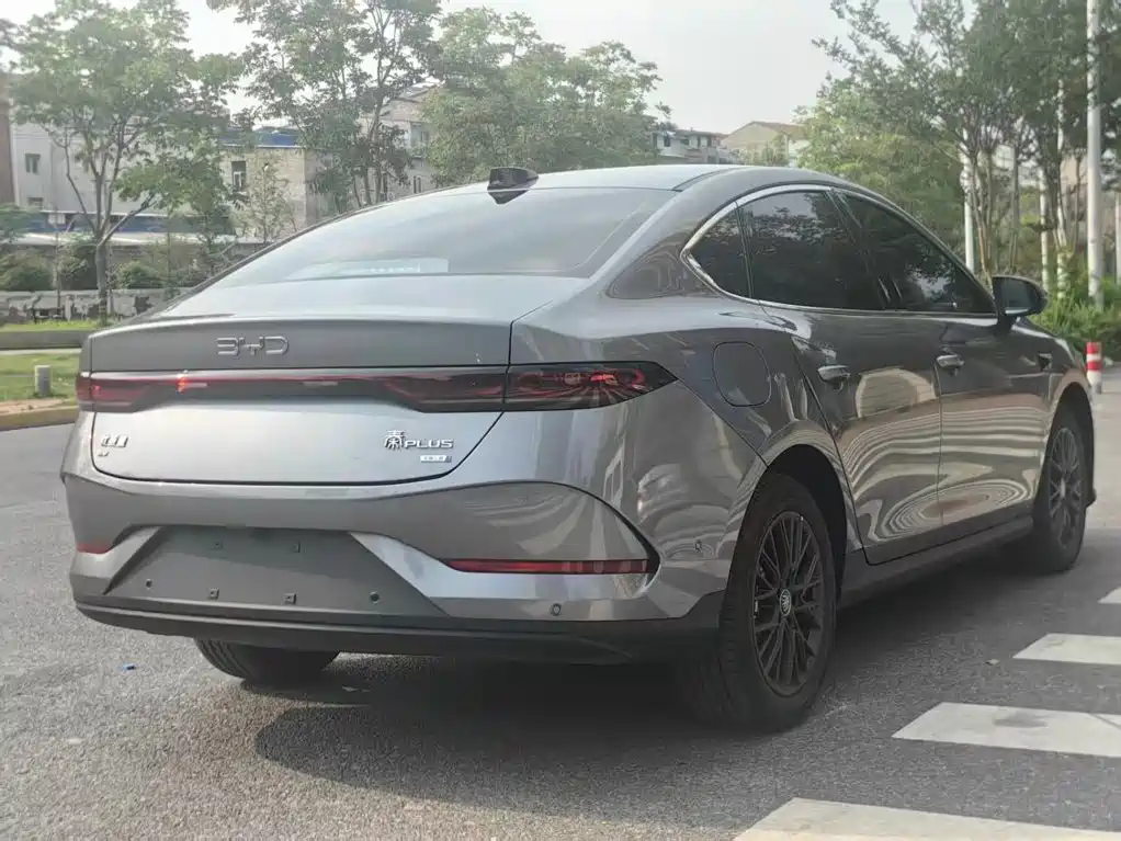 BYD Qin PLUS — фото 11