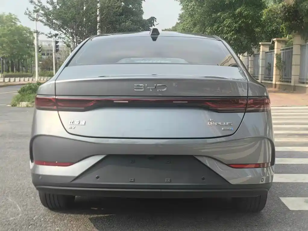 BYD Qin PLUS — фото 12