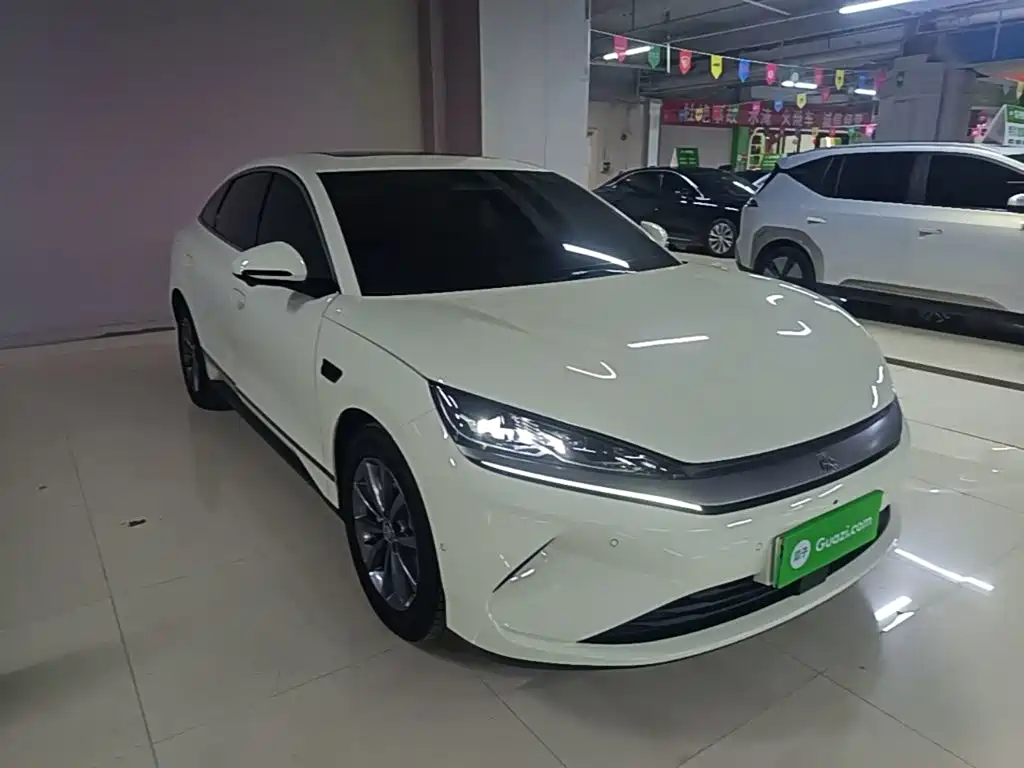 BYD Qin L — фото 4