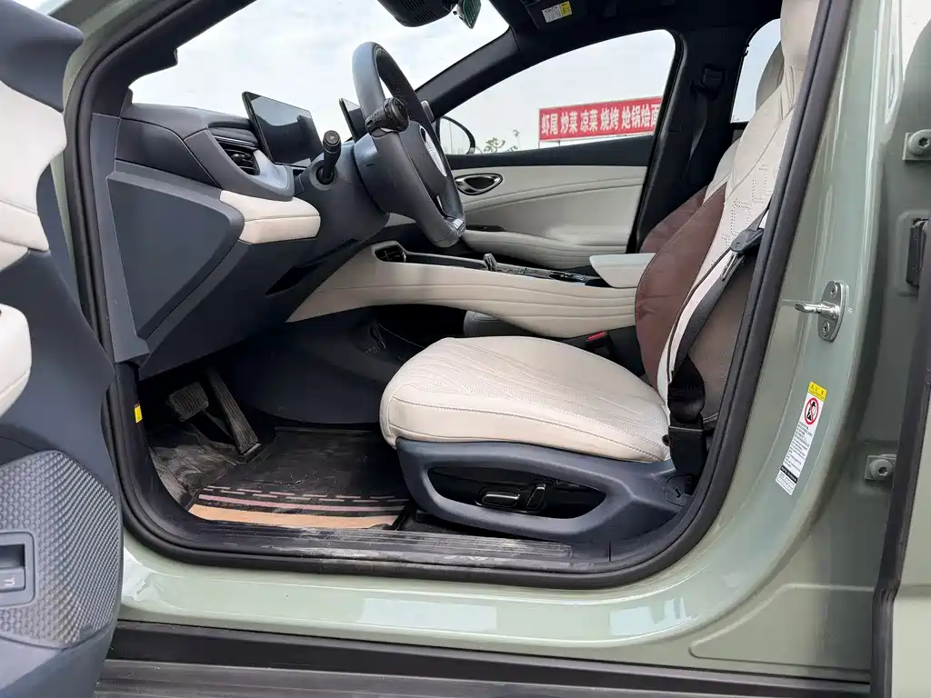 BYD Seal 06GT — фото 4