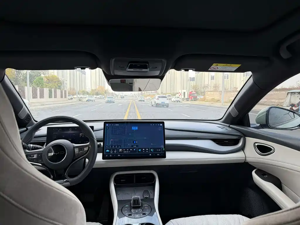 BYD Seal 06GT — фото 6