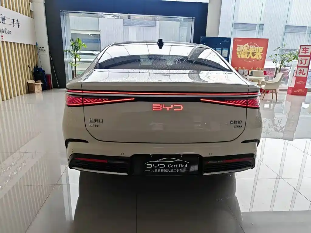 BYD Seal 07 DM-i — фото 6