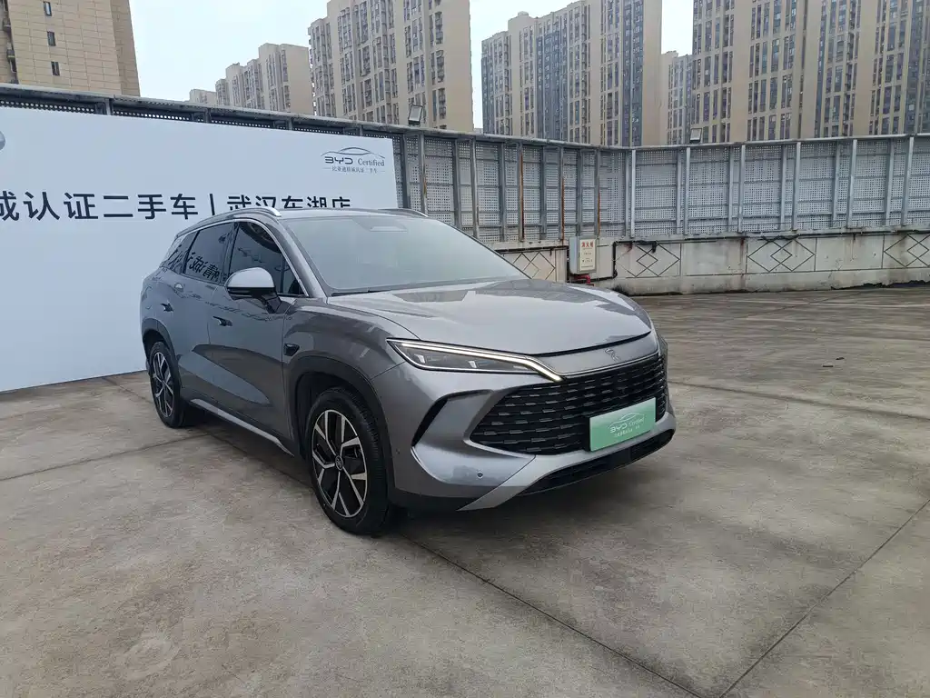 BYD L DM-i — фото 3