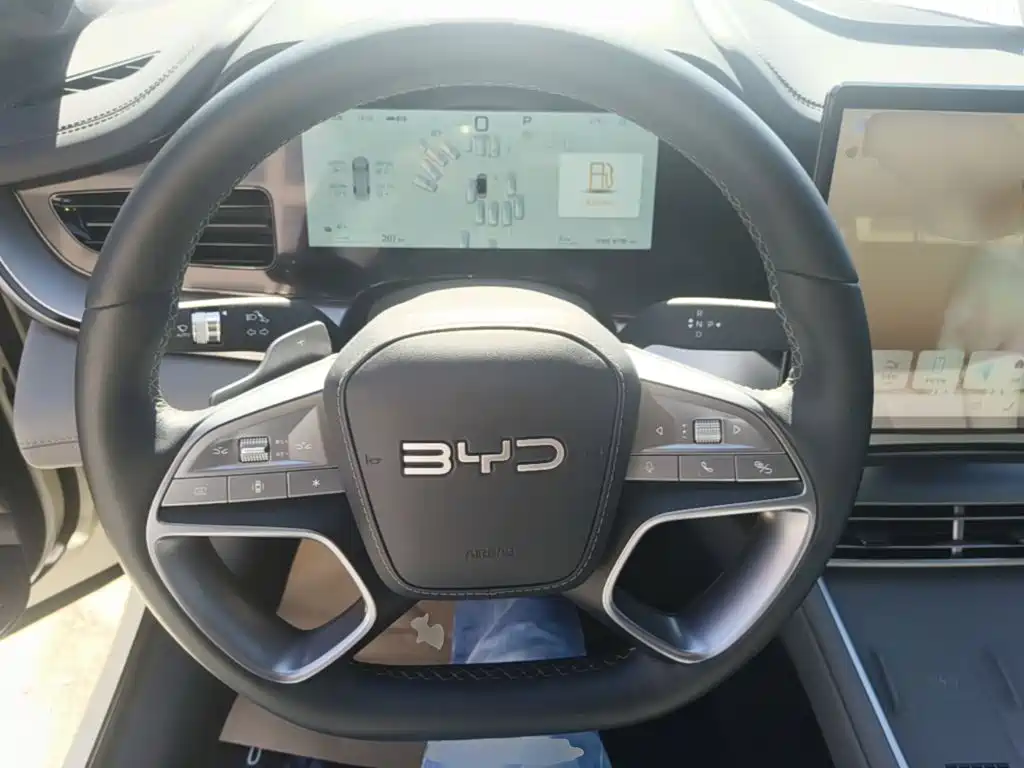 BYD Seal 07 DM-i — фото 11