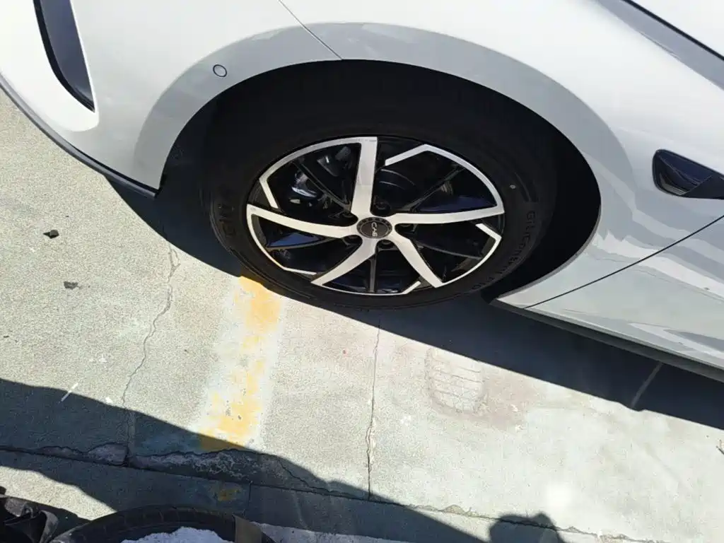 BYD Seal 07 DM-i — фото 23