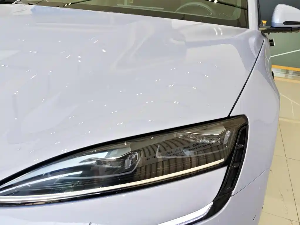 BYD Seal — фото 8
