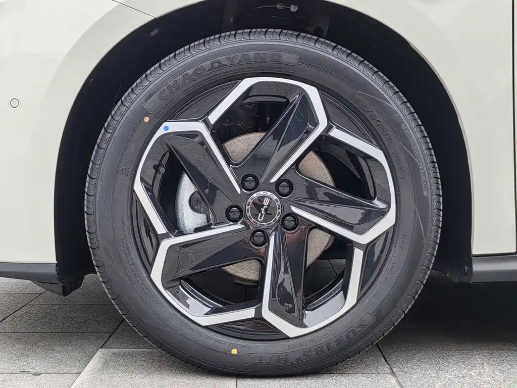 BYD Seal 06 DM-i Touring — фото 8
