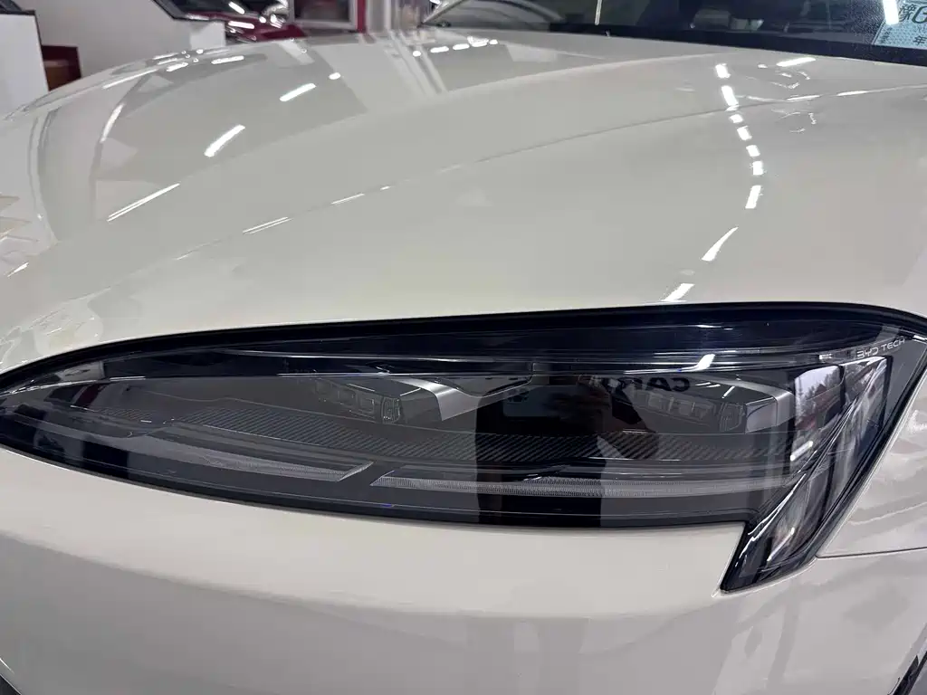 BYD Seal 07 DM-i — фото 3