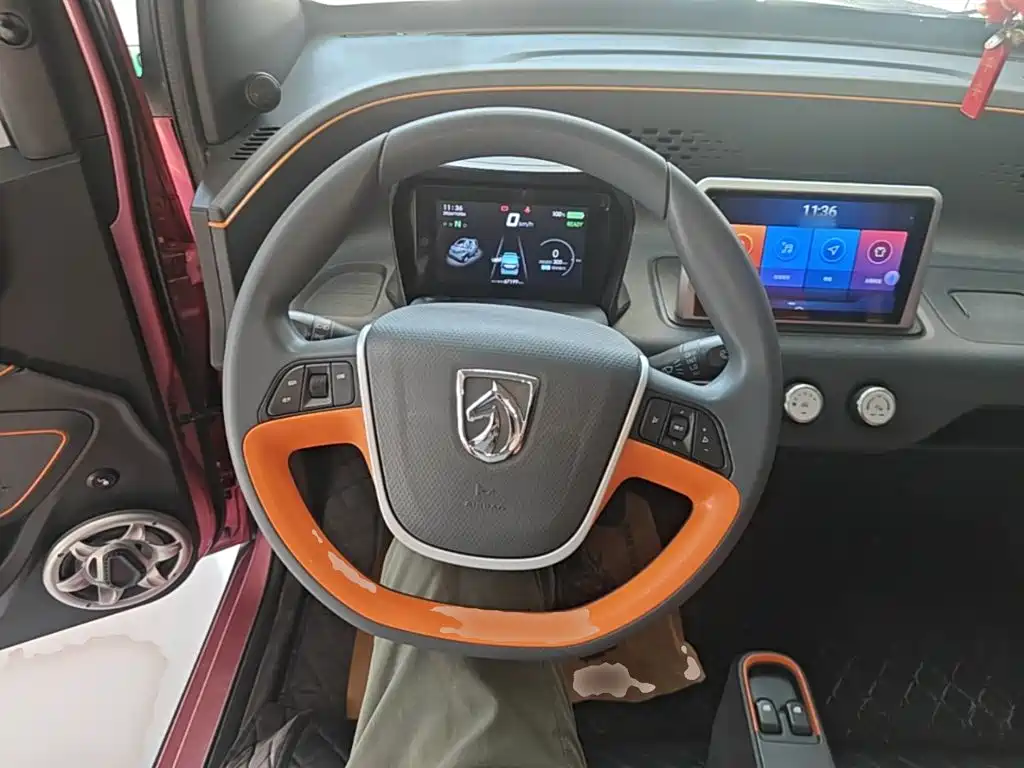 Baojun E100 — фото 11