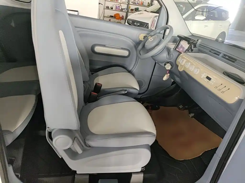 Bestune Pony — фото 25