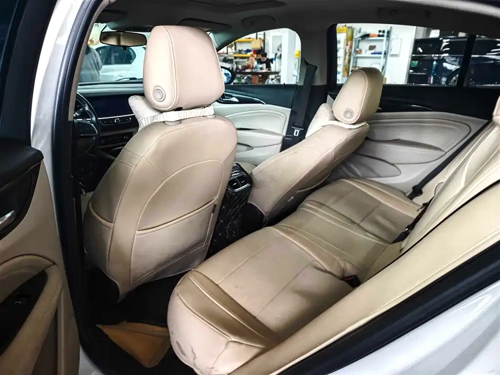 Buick Regal — фото 3