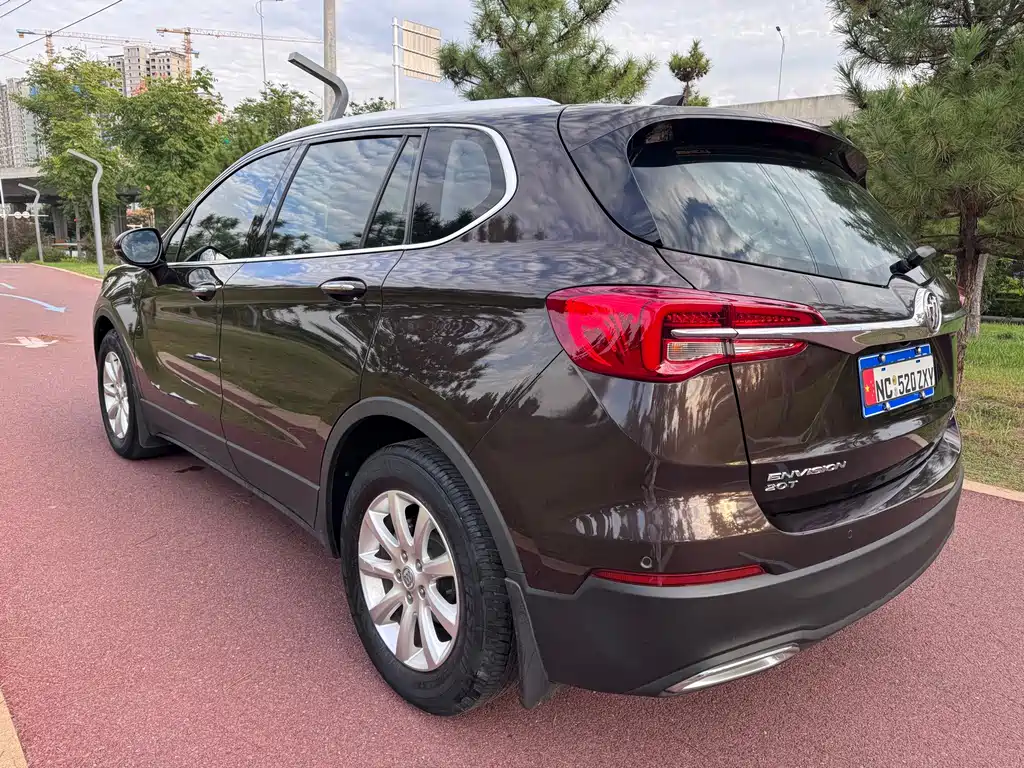 Buick Envision Plus — фото 7