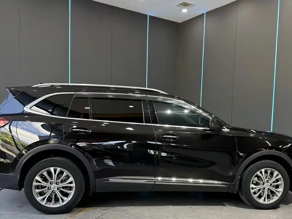 Buick Envision Plus — фото 5