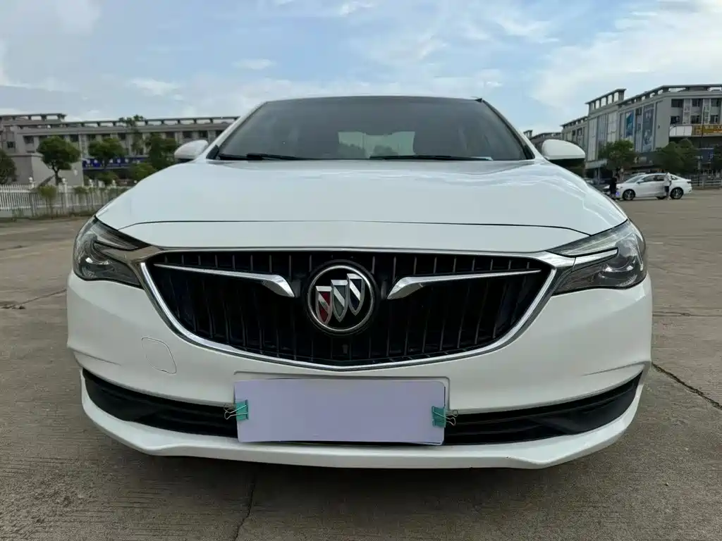 Buick Excelle — фото 2
