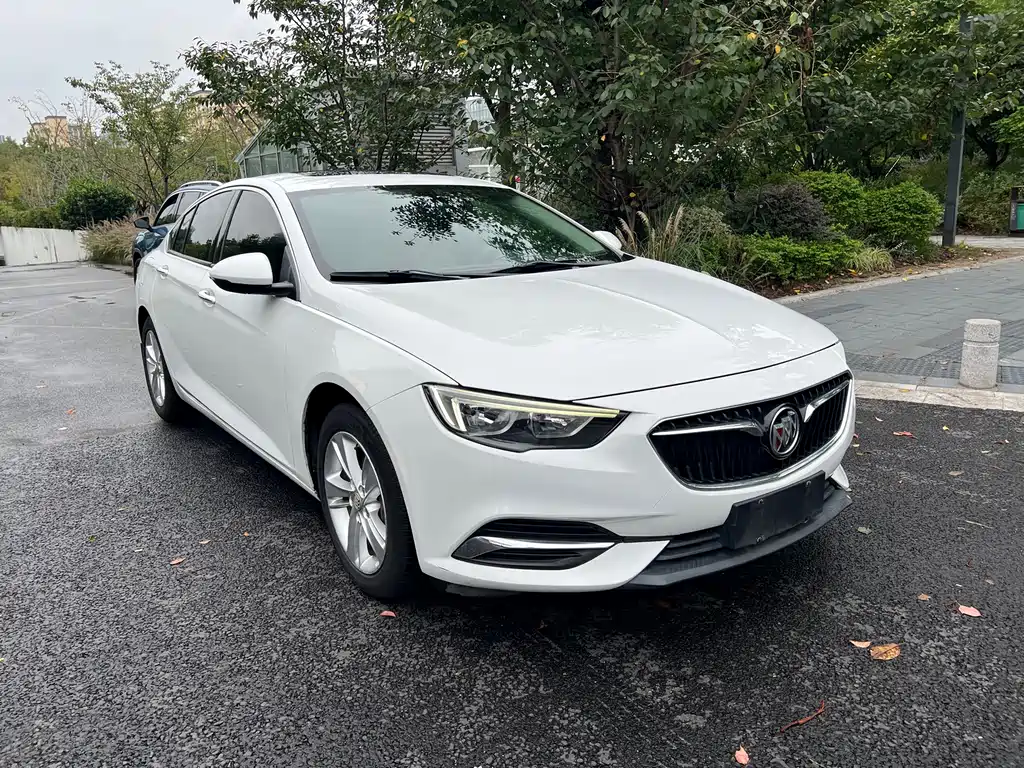 Buick Regal — фото 3