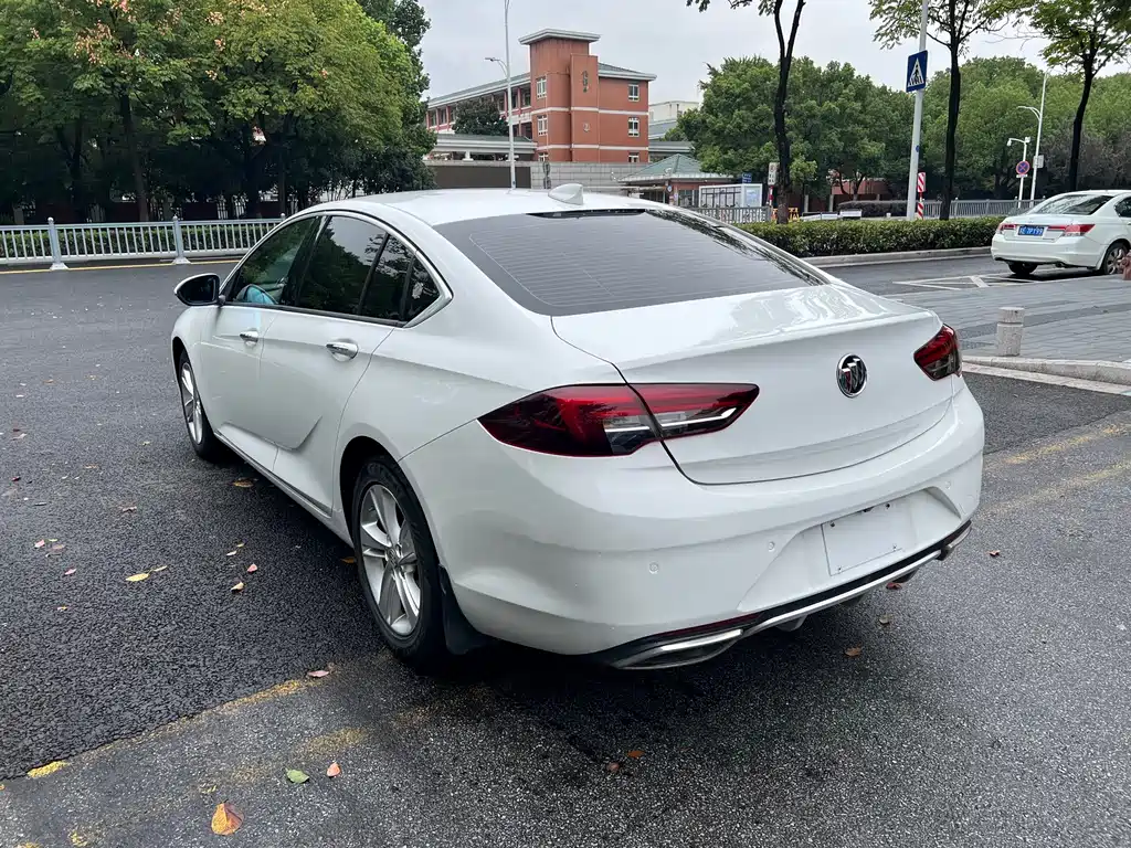 Buick Regal — фото 5