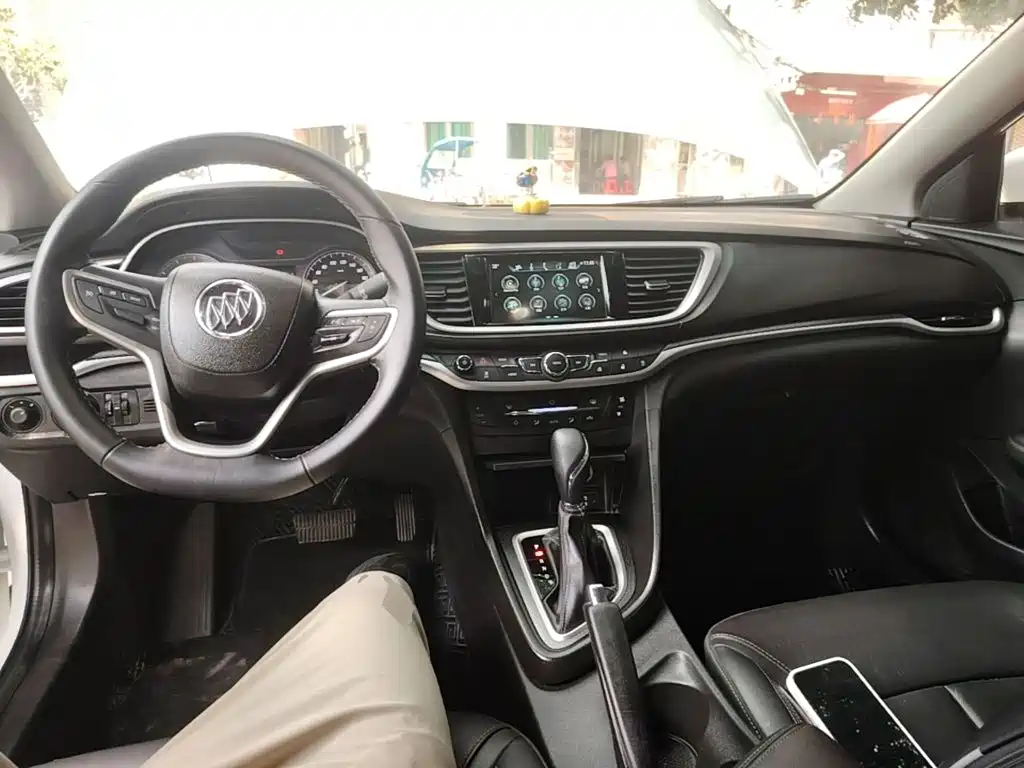 Buick Excelle — фото 10