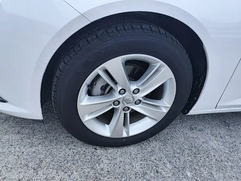 Buick Regal — фото 23