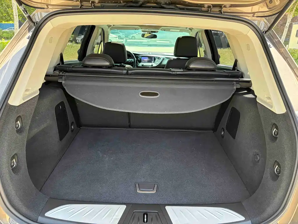Buick Envision Plus — фото 11